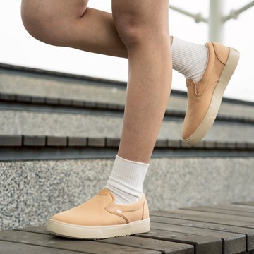 XpreSole® 咖啡防水休閒鞋 2.0 - 醇奶茶 女生US05