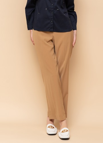 簡俐線條褶線直筒西裝褲