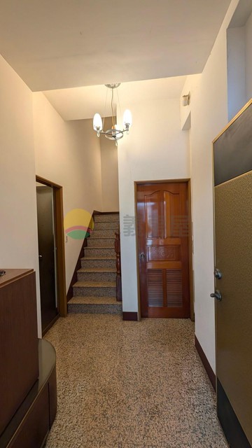 仁雄商圈｜三代同堂｜珍稀邊間車庫透天｜高雄市仁武區京富路