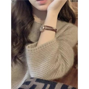 時尚高級感2025年新款冬季女裝法式設計套頭復古浣熊絨加厚針織衫