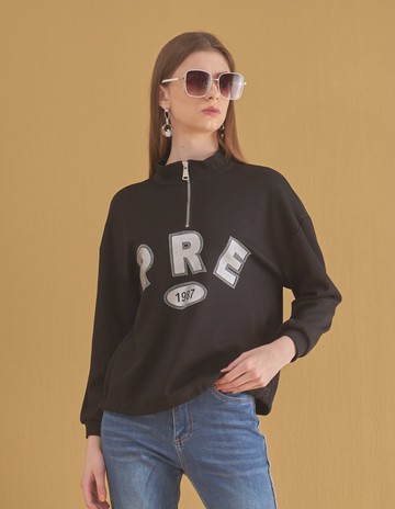 ★【喜芝梅】日式PRE簡約型拉鏈領上衣(黑色；M-2L) 222190066