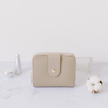 【禮盒】真皮扣式俏麗短夾 X0117 杏