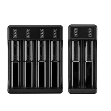 鋰電池充電器 2槽 4槽 充電器 USB 電池充電器 獨立充電 18650 26500 鋰電池【DI330】123便利屋