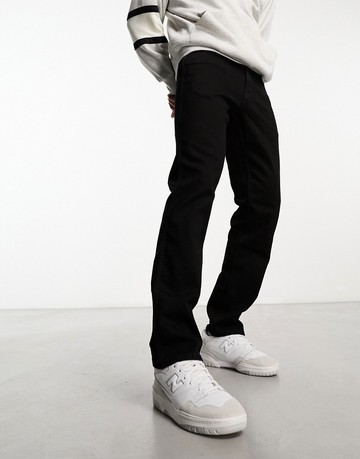 Wrangler Greensboro straight leg jean in black