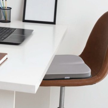 Protect 分隔版坐墊（專利分隔空間設計｜尾椎保護｜低調灰）