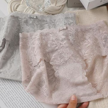 私有的浪漫～純欲蕾絲無痕輕薄款舒適透氣女中腰包臀漢服褲子短褲