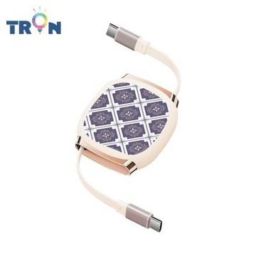TRON 100W Type-C 伸縮快充線 1M 奶茶色 幾何復古花磚-3 4檔長度調整 可充筆電 適用i15以上手機 平板