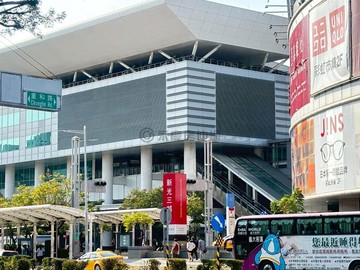 左營R16高鐵高圈精華地段♥兩房平車｜高雄市左營區大中二路