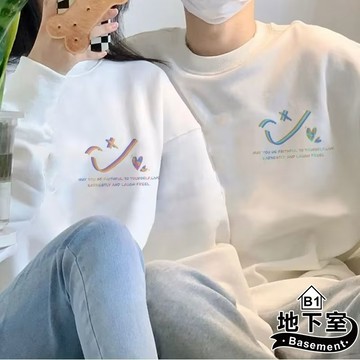 地下室B1- 情侶裝 俏皮笑臉大學T 圓領 男生衣服 秋冬 加絨 情侶長袖T恤 大尺碼5XL【NL662145】