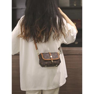 (免運)超火小包包女式2025新款秋冬輕奢今年流行小眾設計百搭高級感斜挎