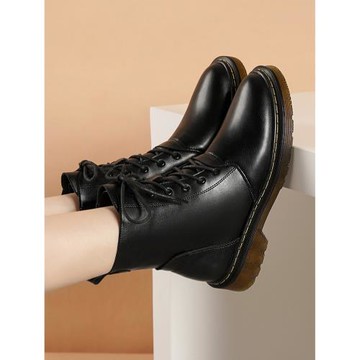 百麗菲比馬丁靴女平底2025新款短靴英倫風冬季加絨棉靴牛筋底女靴