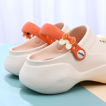 洞洞鞋女夏外穿2025年新款防滑厚底踩屎感網紅包頭涼拖休閑松糕鞋