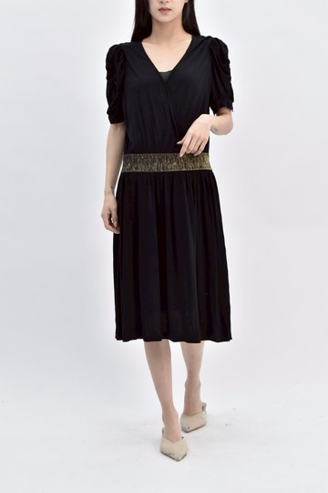 (M) mng深v短袖黑色洋裝