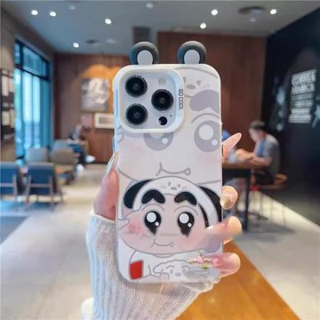 適用蘋果16pro手機殼可愛熊貓耳朵小新iphone15PM卡通創意14彩繪13網紅高級感12新款11硅膠全包16防摔保護套