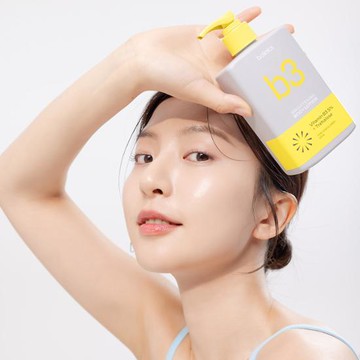 b. clinicx Vitamin B3 5% + Trehalose Brightening Turn On Body Lotion 300ml