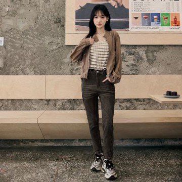 OB嚴選中大尺碼-女神褲．腰鬆緊修胯哈倫牛仔顯瘦褲《BA7866》