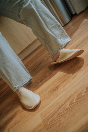 YWC 室內皮革拖鞋  2025雙層柔革款