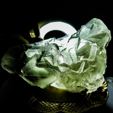 【莫蘭迪綠幾何螢石】原礦水晶辦公室小物