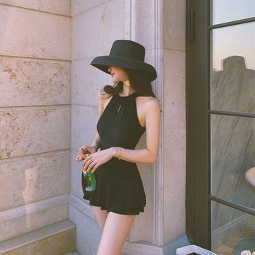 2025韓國ins時尚新款泳衣女裙式連體遮肚顯瘦小胸露背溫泉游泳衣