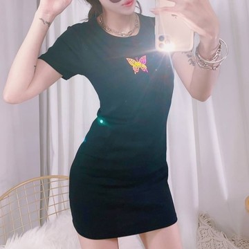 黑現貨秒出售完不再♥️實拍【JinG】反光蝴蝶圓領長版棉質素T 素色上衣 反光素T 純色 大學T 短袖上衣 洋裝 包臀
