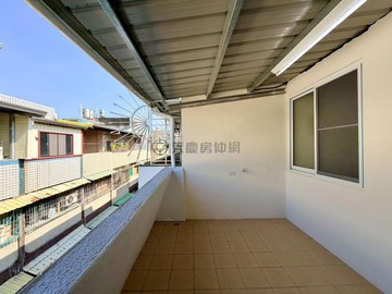 免千萬！衛武營精華商圈 翻新美透天｜高雄市苓雅區武昌路