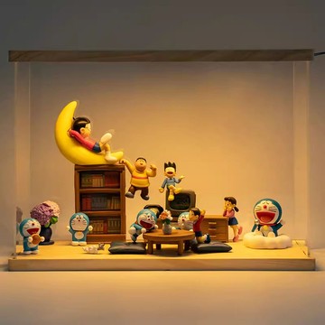 宮崎駿皮卡丘柯南蠟筆小新哆啦A夢海綿寶寶公仔創意解壓禮物擺件下標時注意看選項喔。不明白可咨詢客服