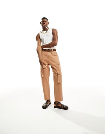 ASOS DESIGN skater cargos in beige-Neutral