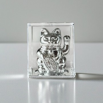 清晰與守護【LA BOITE 樂盒】太陽能自動招財貓2026新色 - Lucky Cats Solar Ocher 幸運繽紛-電鍍銀 新年禮物 開運小物 書桌 辦公室擺飾 好運源源不絕