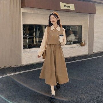 韓版洋裝黑色假兩件拼接連衣裙子女中長款2026初秋新款收腰顯瘦赫本風襯衫裙修身顯瘦時尚穿搭日常休閒秋冬新款洋裝