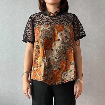 INBATIC】RENDALA - Batik Laced Top 蕾絲上衣 - Coconut 椰子