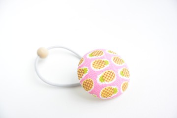 手感布包釦髮束 - 鳳梨