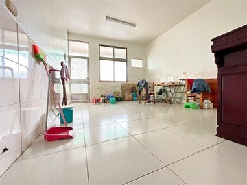 永慶陳小姐✨後勁台積電旁騎樓透天門口可停車✨｜高雄市楠梓區後昌路