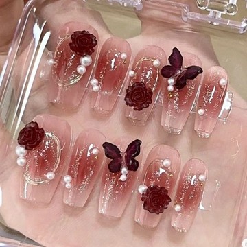 🌸好看美甲🌸新年甲穿戴美甲2025新款烏梅子醬蝴蝶純欲顯白款學生珍珠