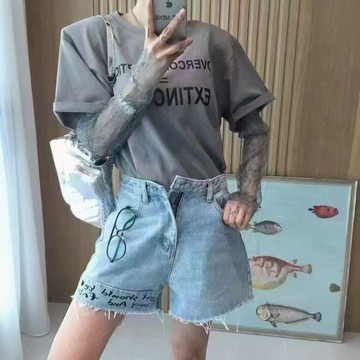 CHILL現貨  FSY高腰刺繡微笑牛仔短褲 女裝 牛仔褲 韓系短褲 拉鬚牛仔褲 短褲  高腰牛仔短褲 顯瘦 修身 短褲