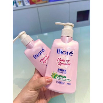 Biore蜜妮「深層卸妝乳」