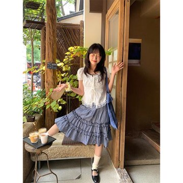 NIDEBLACK韓系少女夏日學院花邊拼接藍格子中裙女小個miu系半身裙