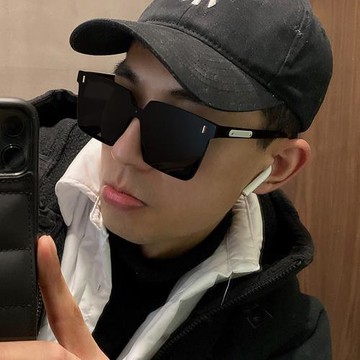 韓版ins連體墨鏡男士方框顯臉小司機開車偏光防紫外線太陽鏡女潮