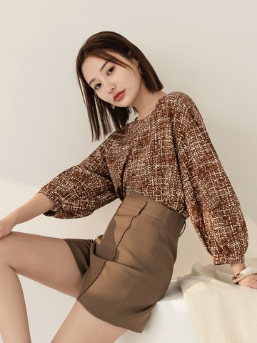 質感印花不易皺雪紡拋袖上衣