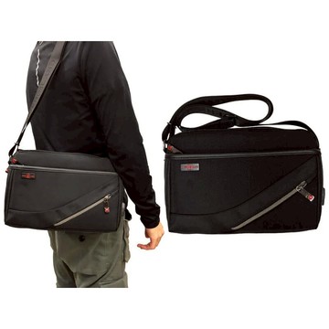 ~雪黛屋~OVER-LAND 肩側包中容量二層主袋+外袋共五層防水尼龍布USB+線T5636(中)