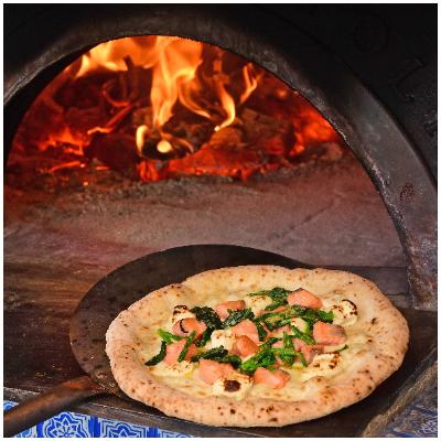 ふるさと納税 白老町 北海道白老産の食材を石窯で焼き上げたOrsetto(オルセット)のナポリピッツァ4枚セット。