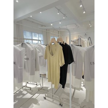 UMOOIE 萊賽爾U領抹胸假兩件短袖針織衫