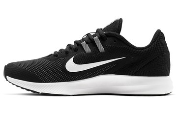 GS NIKE DOWNSHIFTER 9 BLACK WHITE