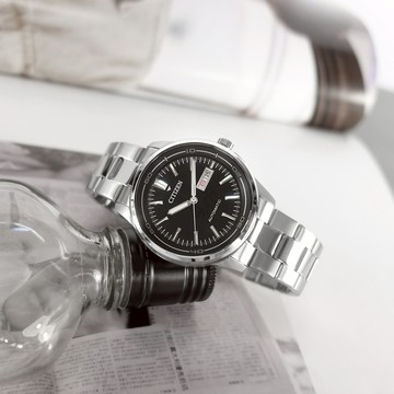 CITIZEN 星辰表 / NH8400-87E / 簡約紳士 機械錶 自動上鍊 星期日期 防水100米 不鏽鋼手錶 黑色 42mm