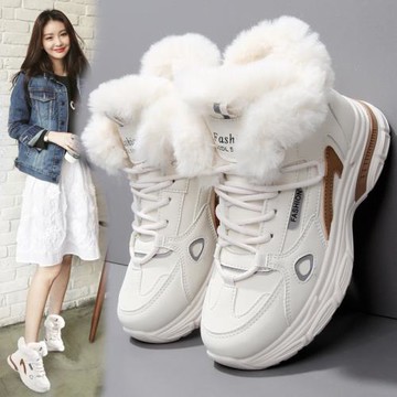 小白鞋女加絨加厚雪地靴大碼41-43小眾新款ins外出保暖大棉鞋東北