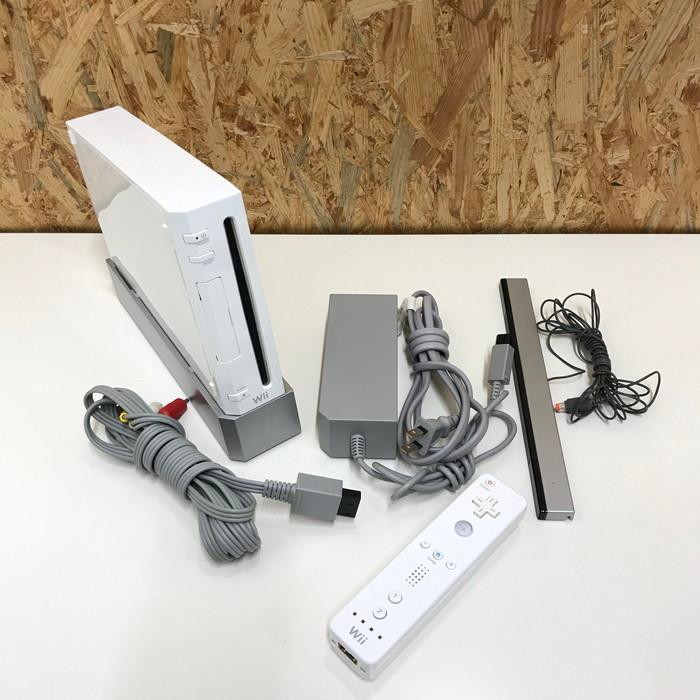 中古】任天堂 Wii 本体 ホワイト RVL-001 [jgg5] 通販 LINEポイント最大0.5%GET LINEショッピング