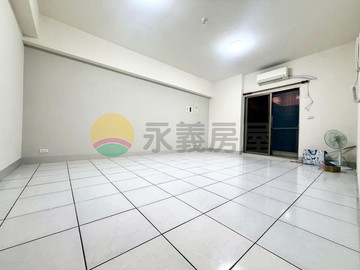 左營巨蛋裕誠商圈超大三房平車｜高雄市左營區裕誠路