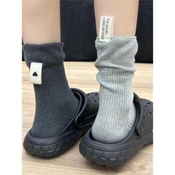 后面帶標女襪子中筒襪純棉日系堆堆襪配鯊魚褲ins潮個性布標運動