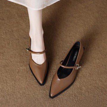 瑪麗珍低跟鞋子女2025開秋款新款配裙子棕色尖頭法式溫柔女鞋單鞋
