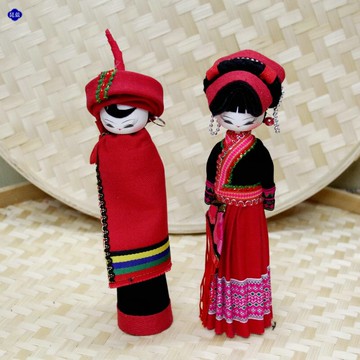 婚車車頭情侶民族娃娃彝族白族壯族傣族婚慶婚禮床頭對娃情人禮物