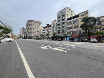 駁二//堀江商場零公設低總價二間套房改裝一房一廰｜高雄市鹽埕區七賢三路